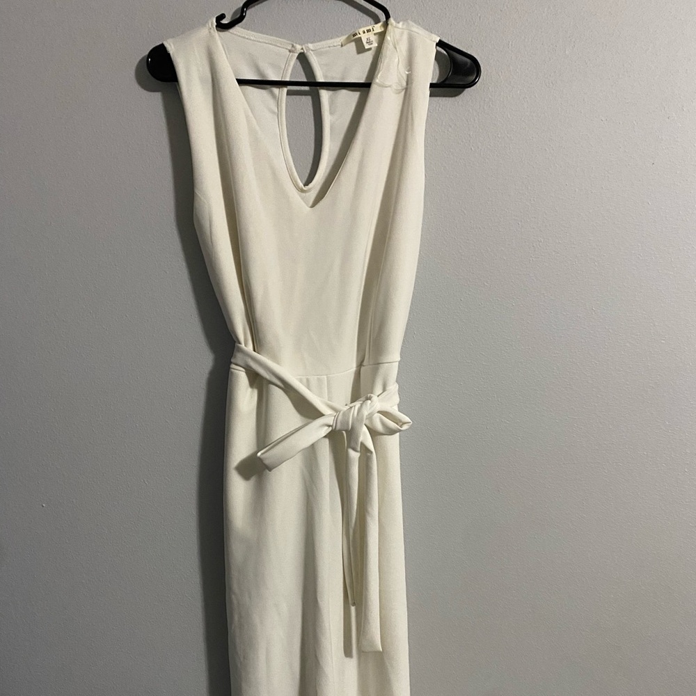 Miami Cream Fabric with Tag Detail